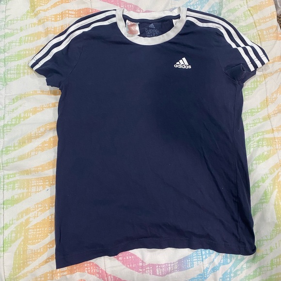 navy adidas tshirt - Picture 3 of 5